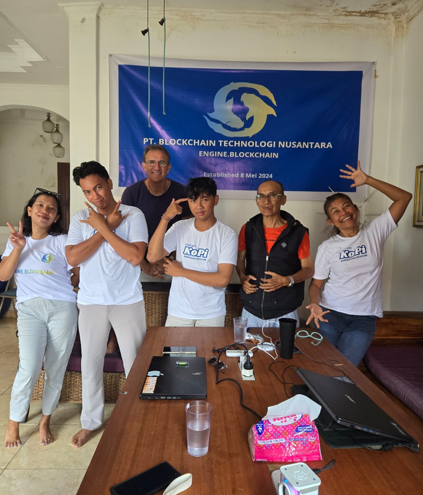 Engine Blockchain Rayakan Usia 1 Tahun: Pencapaian Teknologi & Harapan Masa Depan